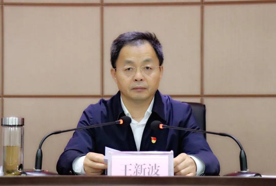 自治区信访局召开与法同行宣讲大会